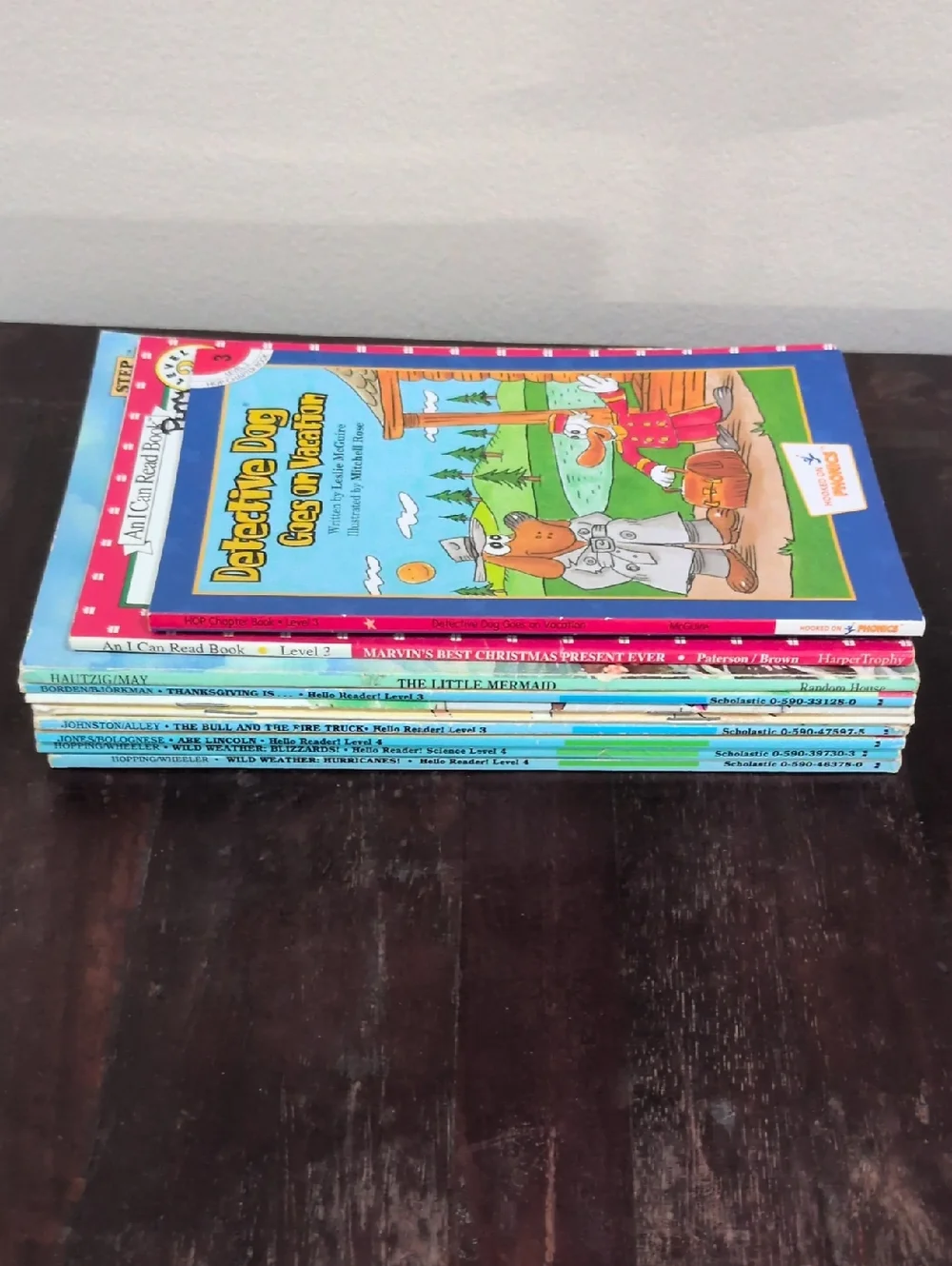 Scholastic Vintage Set of 10 Fiction Leveled Children's Books Levels 3 & 4